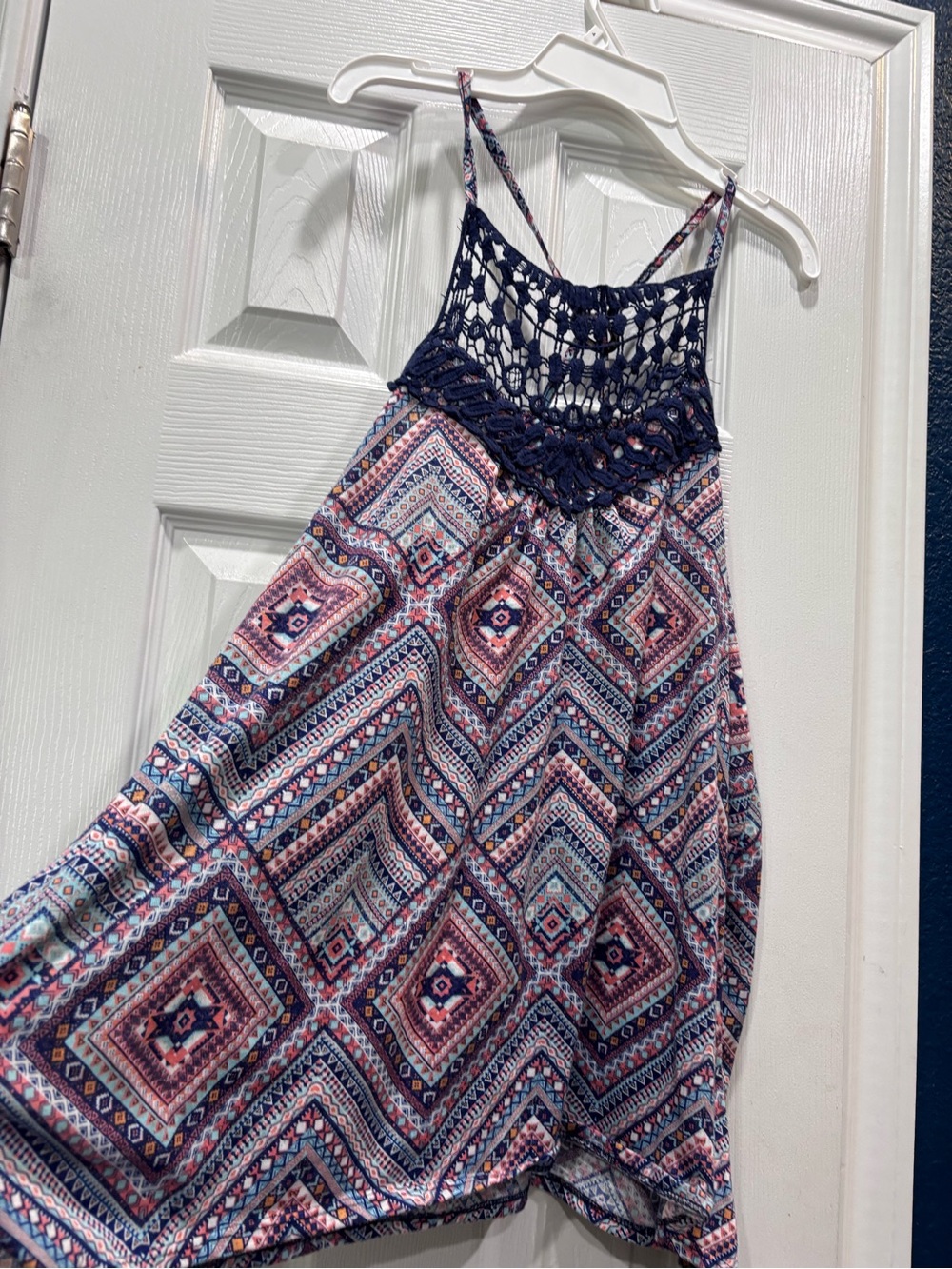 No Boundaries Geometric Print Crochet Tank Top,
. Size XL. - Picture 2 of 7